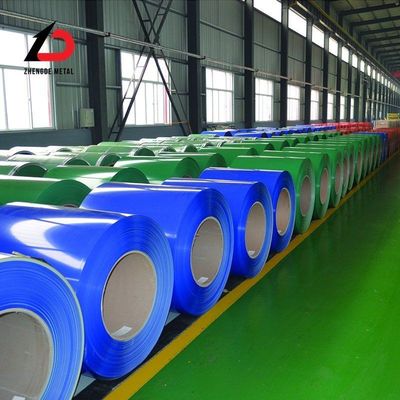 Indústria de móveis feitos sob medida Boa resistência ao calor 0.3mm-2mm Ral Cor PPGI bobinas com largura 10mm-3000mm