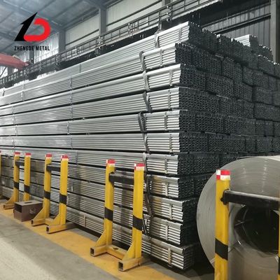 Tubo de aço galvanizado de alta qualidade Ss330 Ss400 S235jr Q195 Q235 Q345 Espessura 0.6-25mm Dimensão e superfície personalizadas Quadrado/retangular Tubo de aço galvanizado com preço dos fabricantes